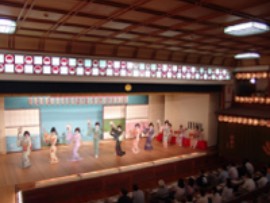 芸妓見番（湯めまちをどり華の舞）