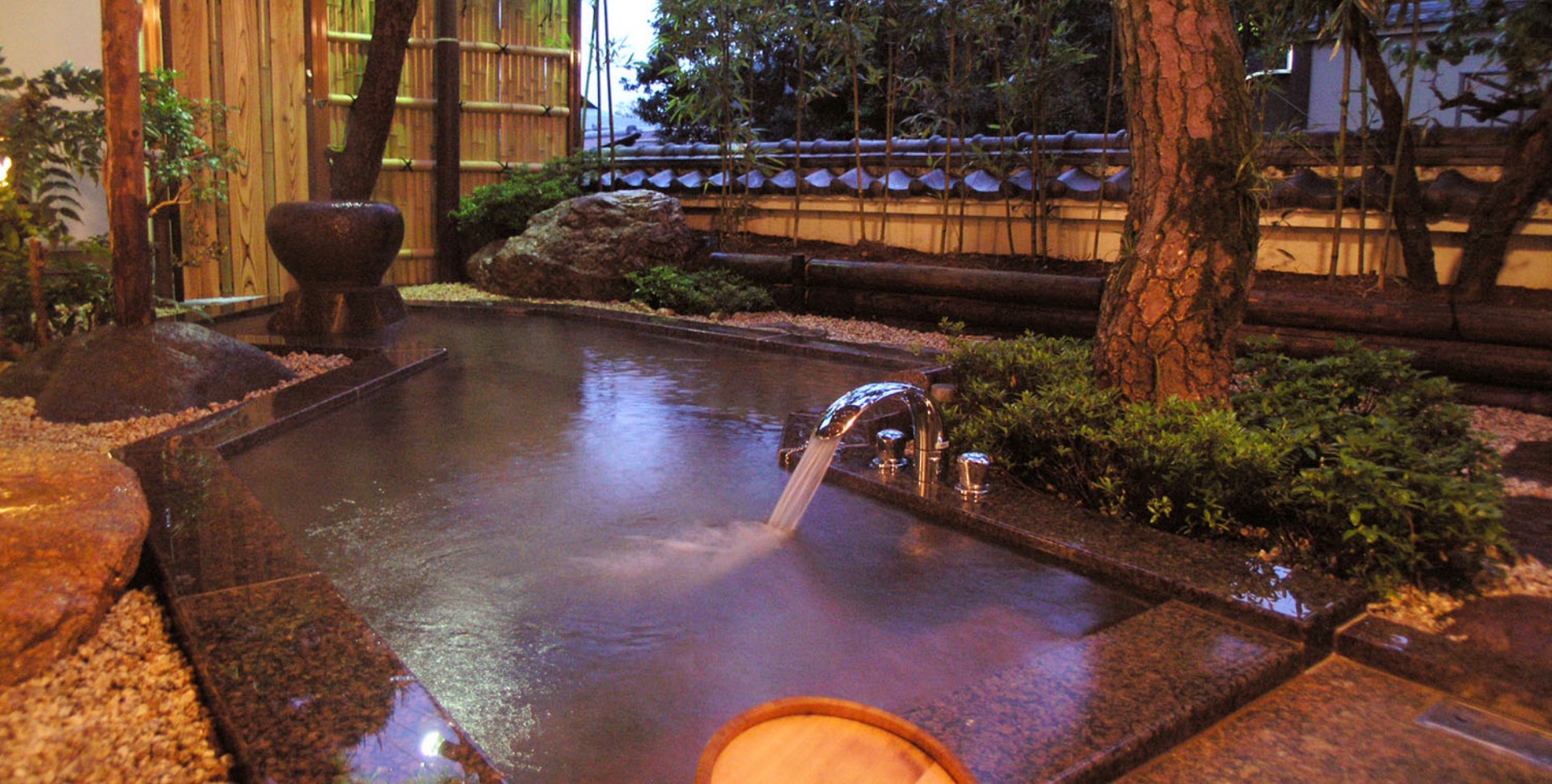 露天風呂付離れ客室 A